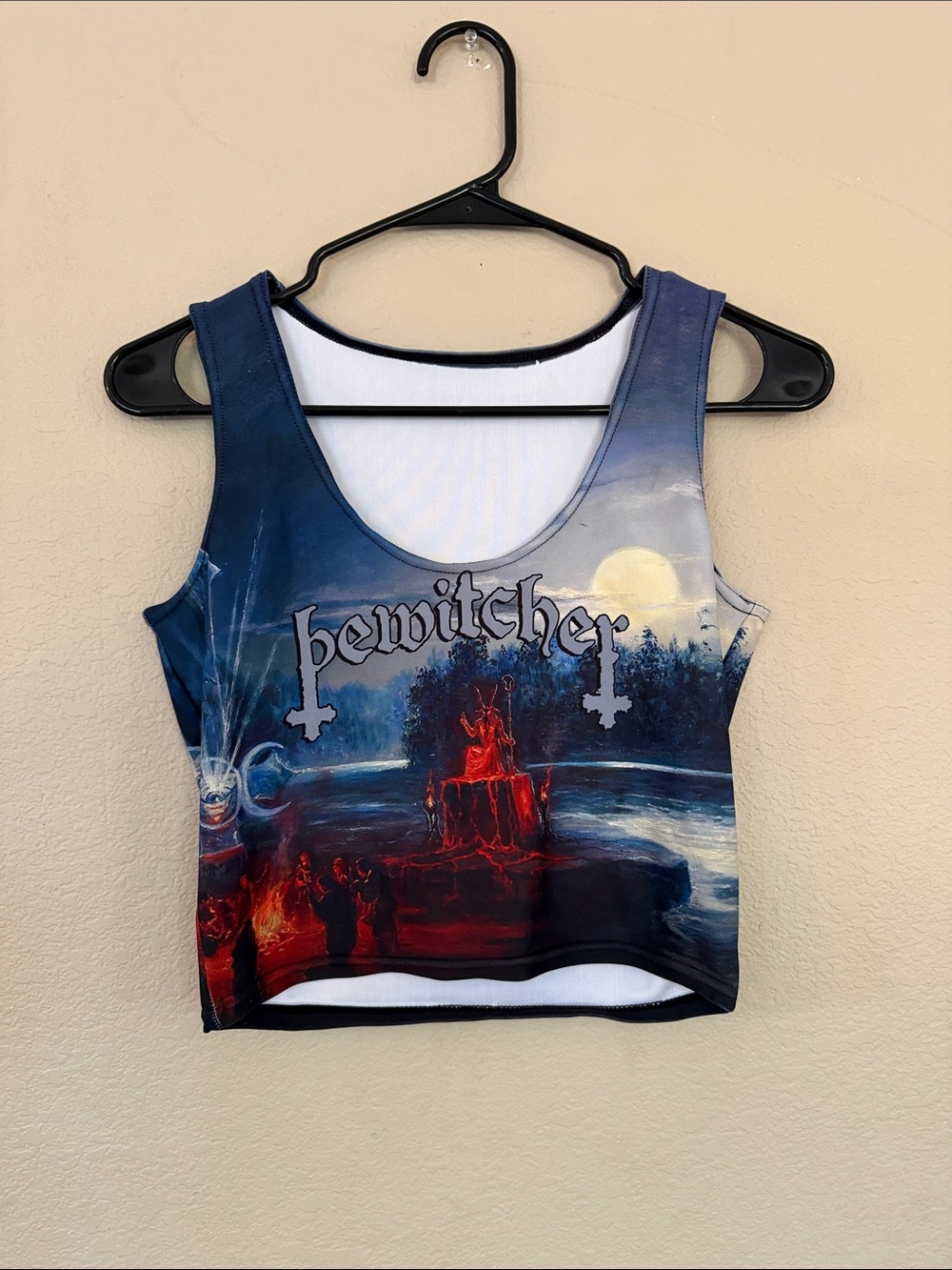 Bewitcher crop top - size small